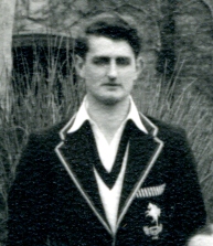 Dennis Hassall (Cricket 1952).
